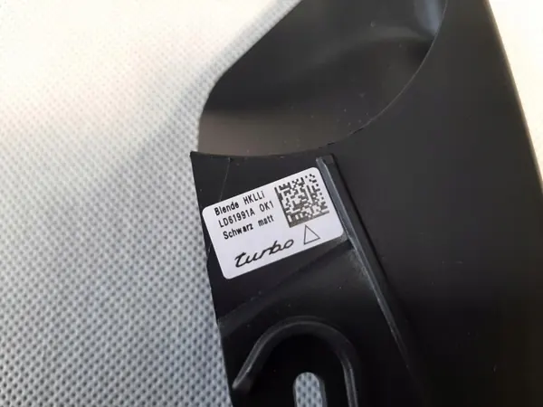 Porsche 911 992 Moldura Tapa Trasera OEM 992945255 image 9