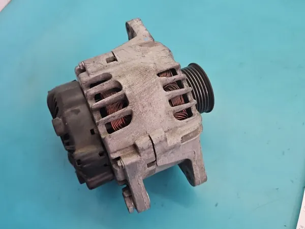 Dynamo Hyundai IX35 1.6 GDI G4FD 37300-2B600 image 3