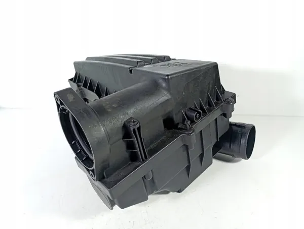 VW Touran Luftfilterhus OEM M1R DOM 00020048 image 3