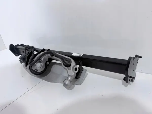Gancho de Reboque Ford Kuga III OEM RV4J19J288AD - Traseiro image 4