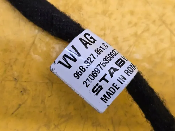 Porsche Macan 95B achterklepactuator OEM 95B827851C image 5