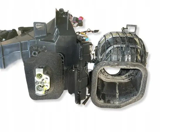 Caixa do Aquecedor Porsche OE OEM 7L0820005CA - Usado image 8
