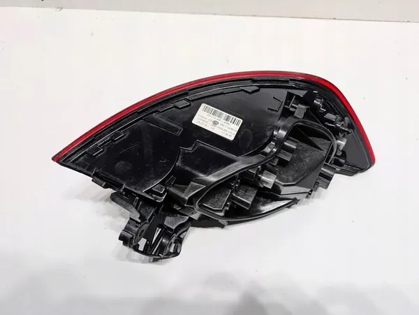 Luz trasera derecha AUDI A4 (B9) Sedan image 7