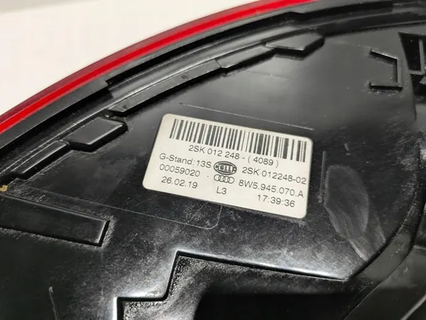 Luz trasera derecha AUDI A4 (B9) Sedan image 8