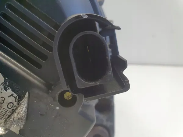VW T5 LIFT 2.0 TDI Alternator 180A image 7