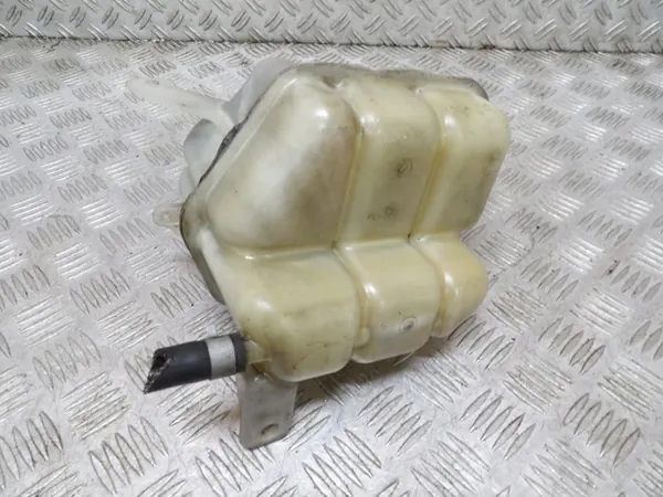 Nissan OEM Tasaustankki Pathfinder R51 Navara D40 image 4