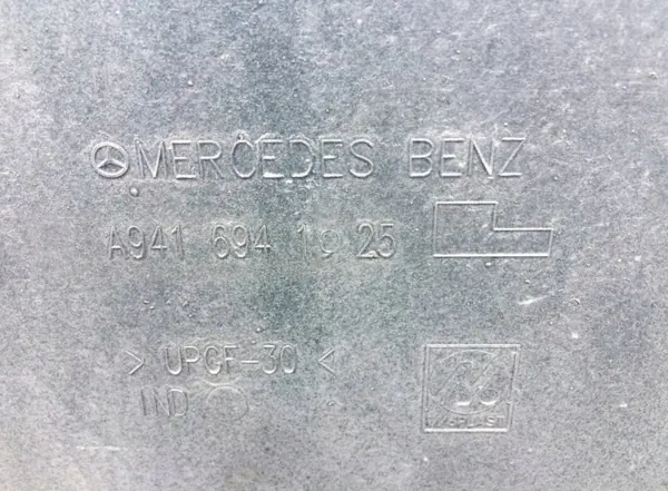 OEM 9416941025 Pièces d'habitacle Mercedes-Benz - Occasion image 4