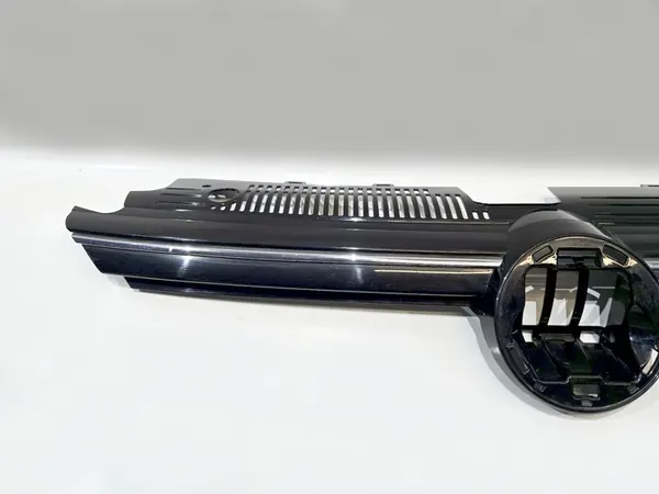 VW GOLF VIII Grill 2020 5H0853651N image 2