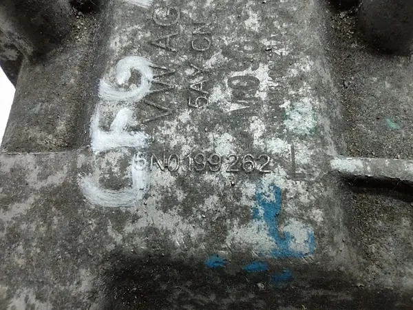 Soporte de motor VW Tiguan 2.0TDI OEM 5N0199262L image 4