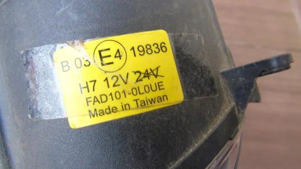 FARO ESQUERDO AUDI A4 B5 99-01 A8 D2 99-02 OE image 3