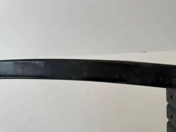 Nissan Qashqai J11 Viga Para-choques Dianteira OEM 62030HV80A image 3