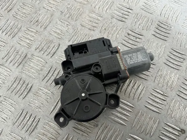 Raambediening VW Polo 6R OEM 6R0959802DK image 9