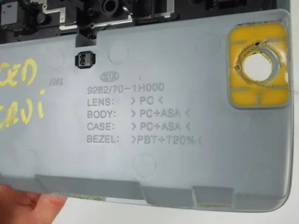 Luz de teto KIA CEED I OEM 9282/70-1H000 image 8