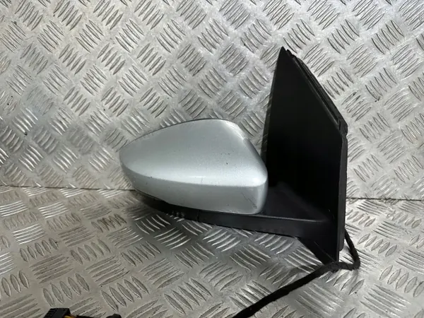 VW POLO 6R Rechter manueller Spiegel OEM image 3