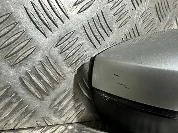VW POLO 6R Rechter manueller Spiegel OEM image 8