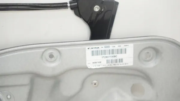 OEM 360205527 Régulateur Vitre Avant Droit VW Touran image 4