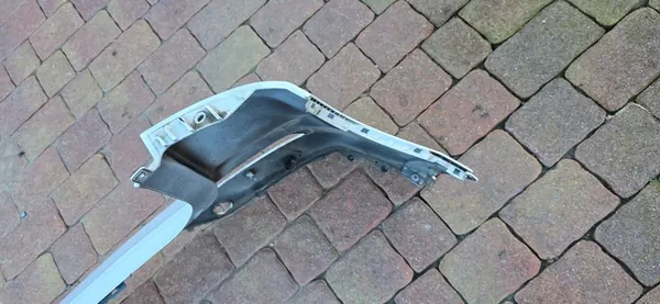 KIA Niro Parachoques Trasero 86611-G5000 image 4