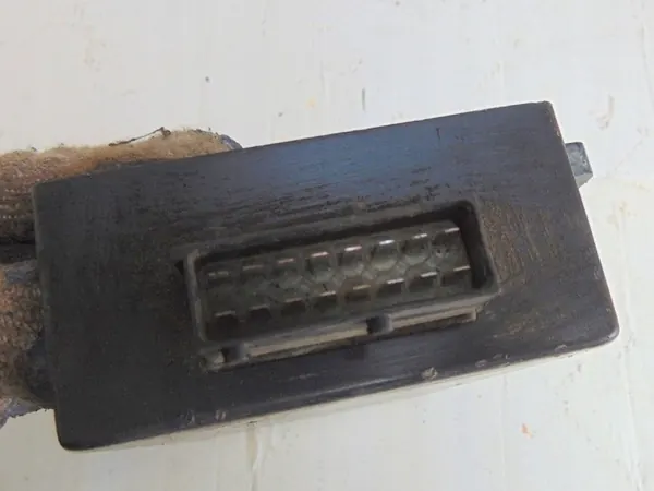 Volvo FL6 220 sytytystehostin OEM 293063 image 5