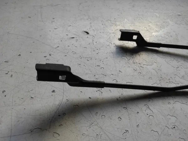 OEM RTEKO PAW1026 Braços limpa-para-brisas dianteiros Peugeot Partner II image 3