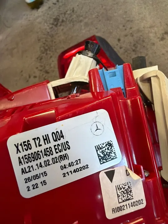 LÁMPARA LED TRASERA IZQUIERDA MERCEDES GLA X156 A1569061358 image 2