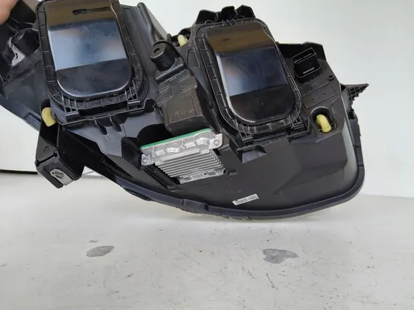 Vasen ajovalot Peugeot Expert Traveller 16- Xenon image 9