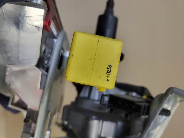 Takapyyhkijän mekanismi Mercedes E W210 Kombi OE image 3