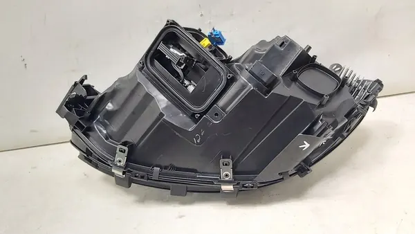 Rechter voorlamp Mercedes GLE W166 ILS Full LED A1668200859 image 9