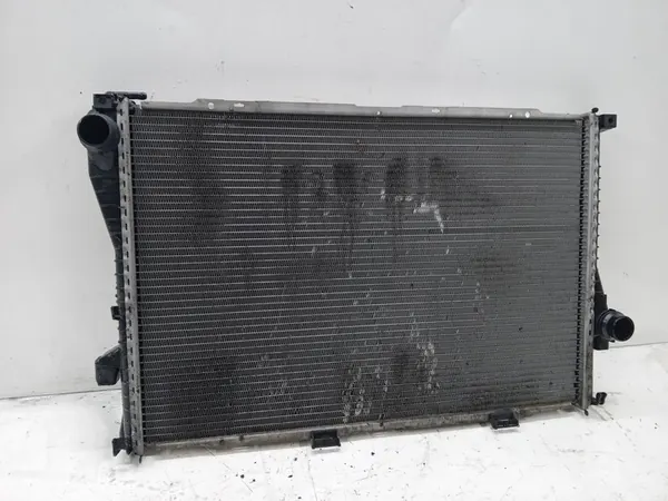 Vattenkylare BMW 5 E39 520 image 3