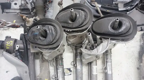 Volvo V60 S60 II V70 III S80 II XC60 I XC70 Direção image 2