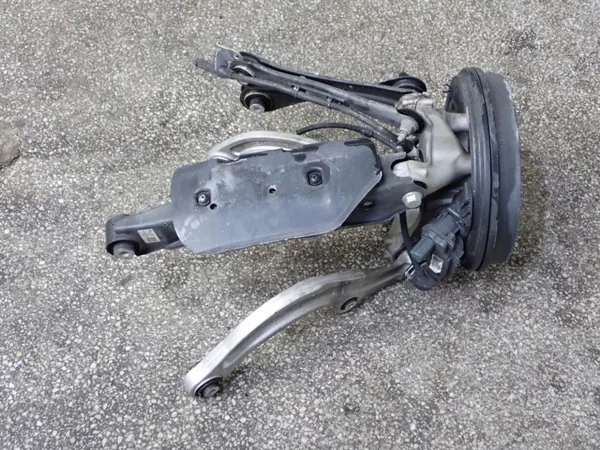 OEM 1EA435T Pivot Roue Arrière Gauche VW ID7 image 5