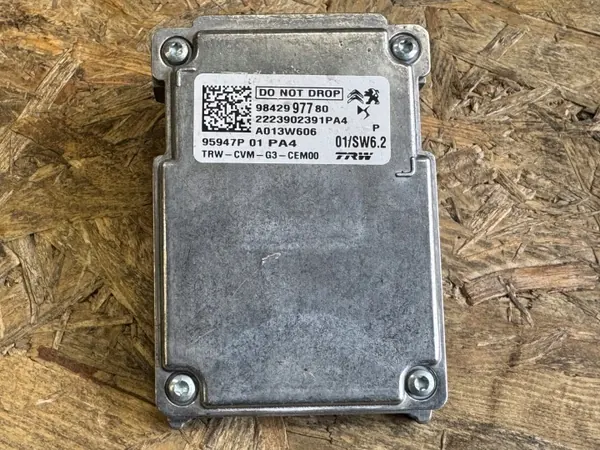 Câmera para-brisa dianteiro OEM 9842997780 para Citroen C5 Aircross image 5