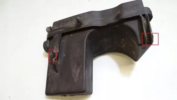 Depósito de vacío OEM A6110780290 para Mercedes C270 image 4