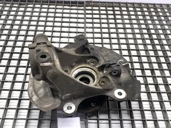 OEM 6876646 oikea etunivel MINI Clubman F54:lle image 3