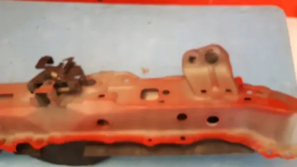 Toyota Yaris II etukonepeltilukko OEM +6262626255 image 3