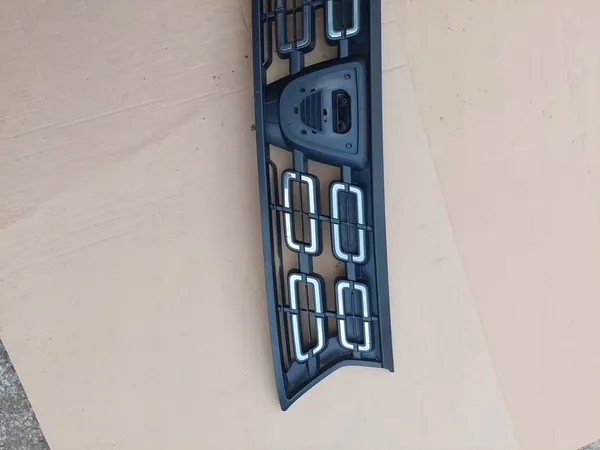 Dacia DUSTER 2017 - 2021 Grill 623103440r image 5