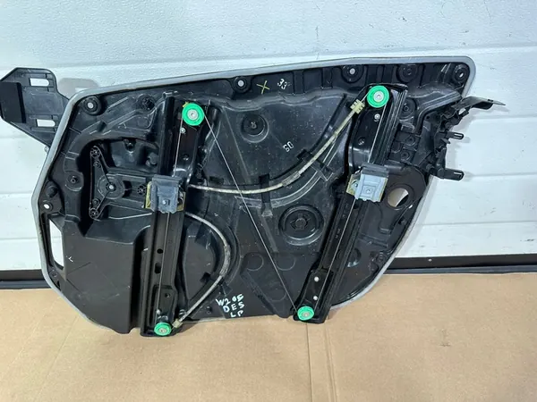 Elevador de vidro dianteiro esquerdo Mercedes Classe C W205 image 7