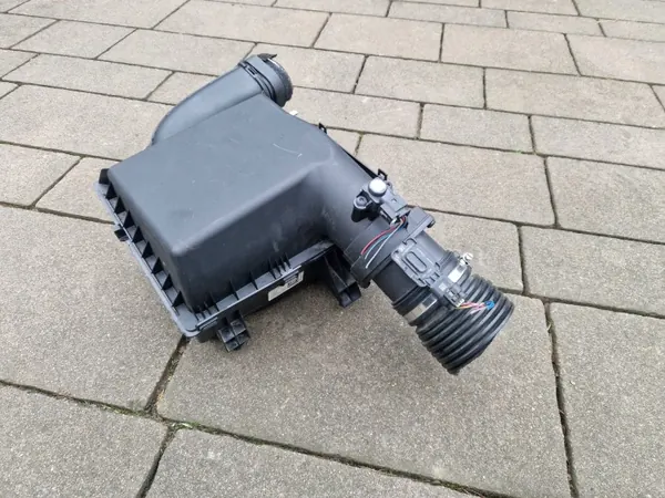 Luftfiltergehäuse OEM A6450900001 für Mercedes image 3