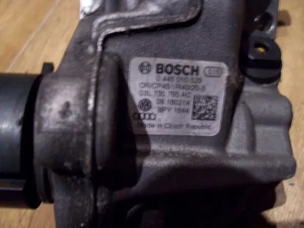 Hochdruckpumpe VW Audi Skoda 2.0 TDI 03L115512D image 3