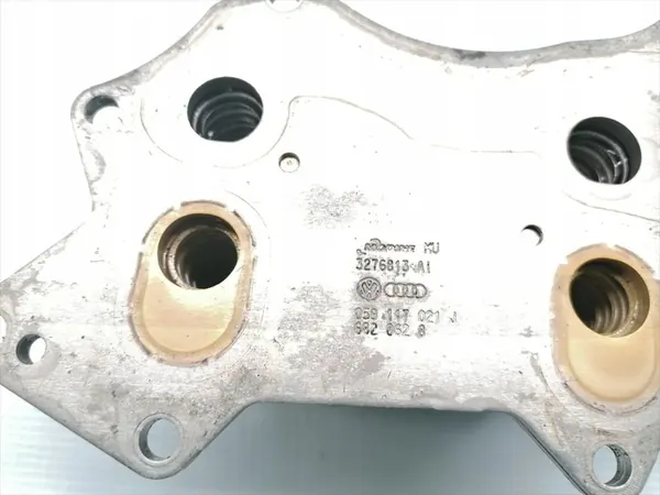 Audi A6 Öl Kühler 2.7 TDI 2006 OEM 059117021J image 4