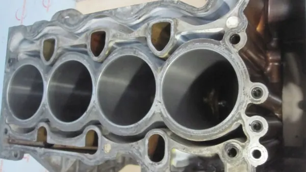 Bloco motor BMW 2.0 B N43B20AY 7552781 - Usado image 6