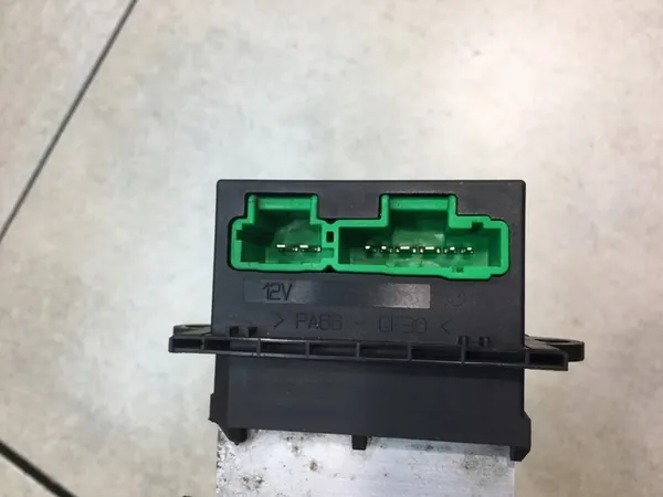 Resistor Opornica Megane II 1.6 16V F657165W/M image 7