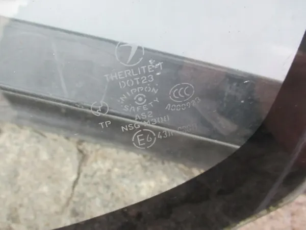 Vitre Arrière Subaru Impreza GDA Sedan 02-07 OEM image 6