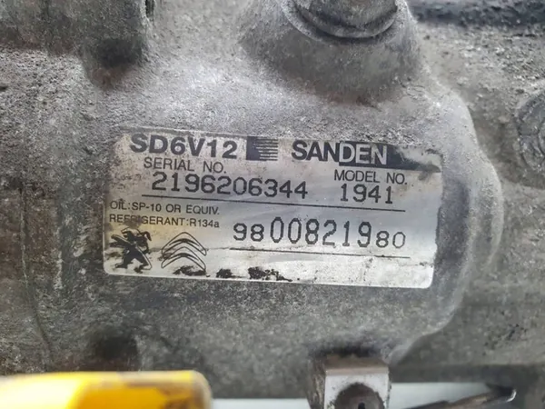 Compresor de aire acondicionado Fiat Fiorino 9800821980 image 2