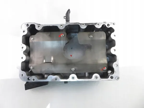 Carter d'huile d'occasion OEM M1075956 pour Land Rover image 4