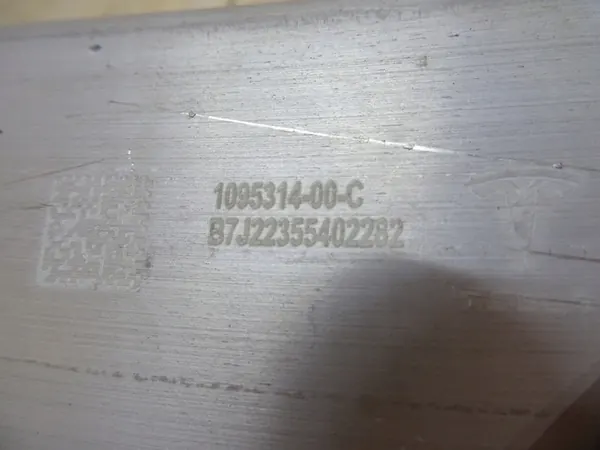 Takapuskuri Tesla Model 3 1095314-00-C LLU image 8