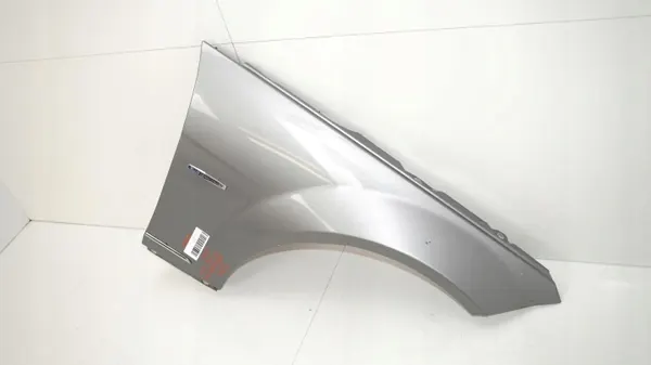 Guardabarros delantero derecho OEM 365578065 Mercedes W204 image 3