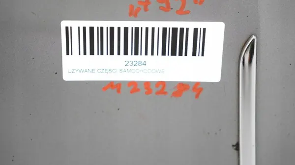 Guardabarros delantero derecho OEM 365578065 Mercedes W204 image 7