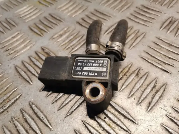 Mercedes-Benz E C207 W207 Pakokaasun paineanturi OEM image 2