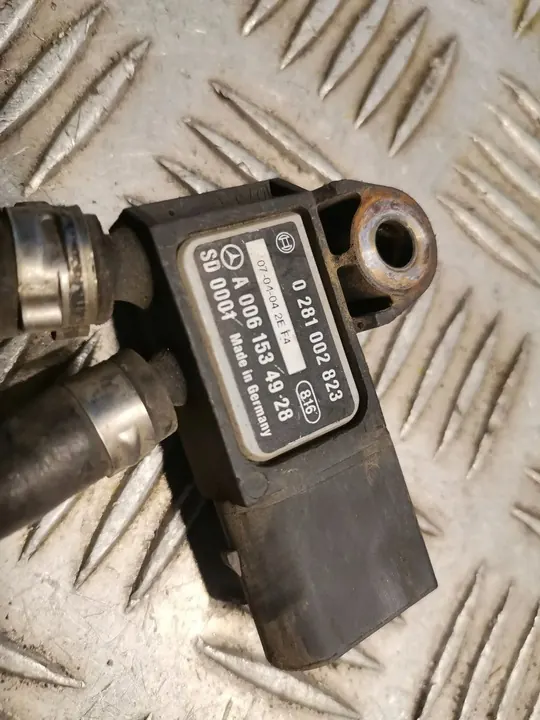 Mercedes-Benz E C207 W207 Pakokaasun paineanturi OEM image 4