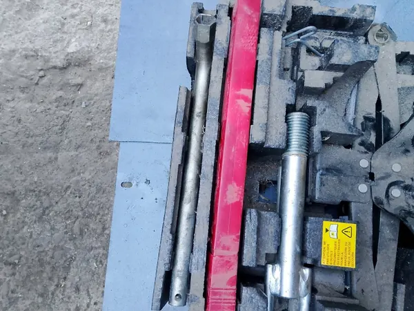 Renault Master III Lift Vararesisäkorjaussarja OEM 995016133R image 4